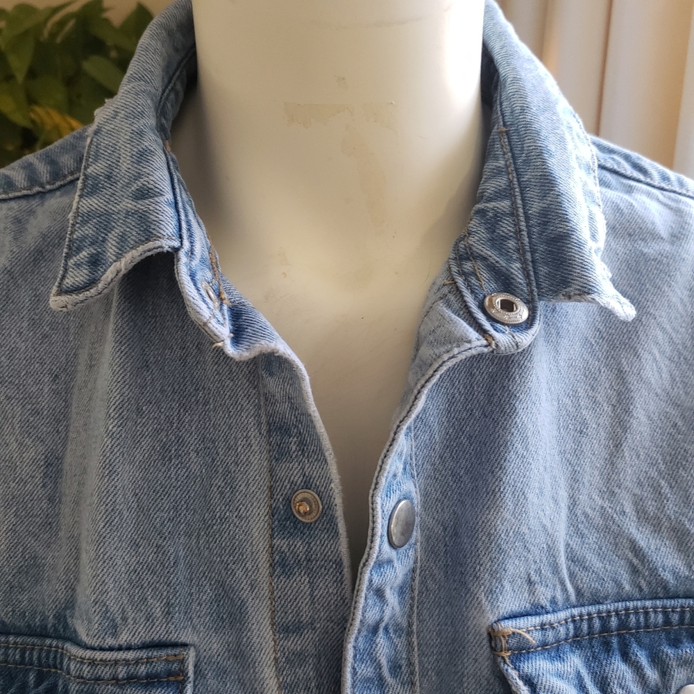 Jean jacket - Picture 2 of 8